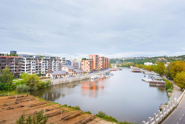 Marina Island, Holešovický přístav, Praha 7