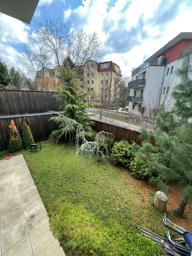Hřebenky, Hřebenky, Praha 5