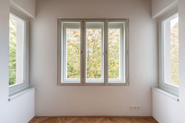 Mezonet s tyrkysovým schodištěm, Praha
