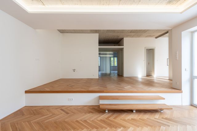 Mezonet s tyrkysovým schodištěm, Praha